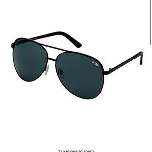 Quay vivienne aviator style sunglasses in black